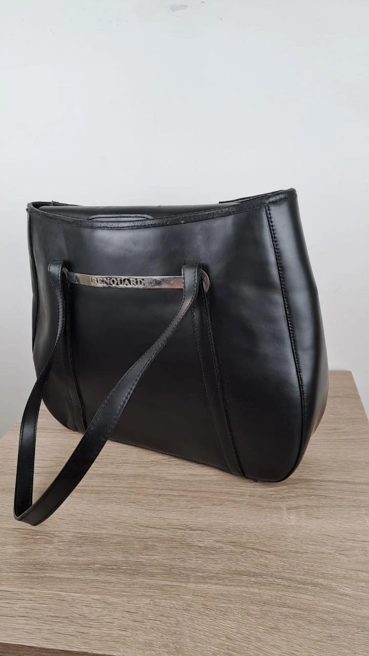 Shoulder bag with flap / Renouard Plancoët / Black / Women / Leather / 136 – photo 2